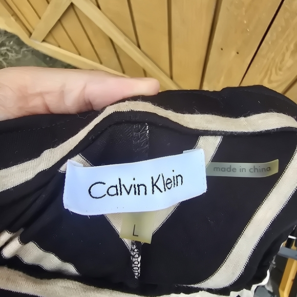 Calvin Klein Black and White Striped Maxi Skirt - Picture 2 of 4